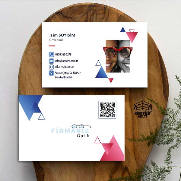 Optik Mağazaları İçin Şık ve Minimalist Kartvizit